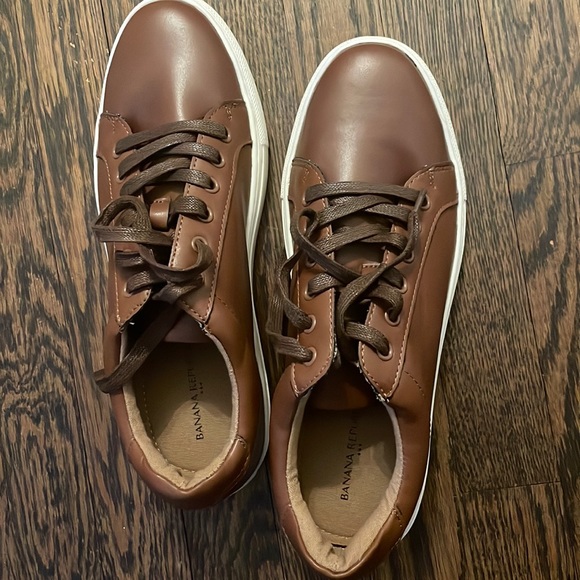 Cognac Sneakers - Picture 1 of 4